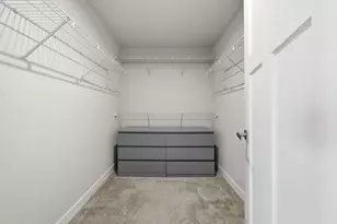 72 Nicholas Dr E, Des Plaines, IL 60016 - Photo 22