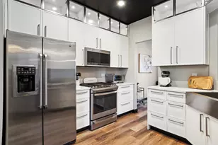 1269 Rhodes Ln, Naperville, IL 60540 - Photo 4