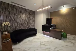 8 W Monroe St, Chicago, IL 60603 - Photo 18