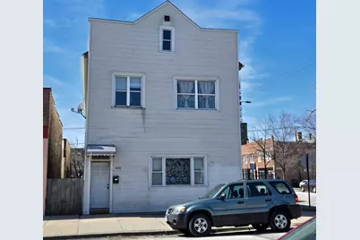 8800 S Houston Avenue, Chicago, IL 60617 - Photo 1