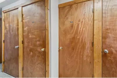 2619 W Agatite Avenue #2B, Chicago, IL 60625 - Photo 16