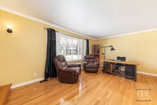 1317 Carol Ln, Naperville, IL 60565 - Photo 6