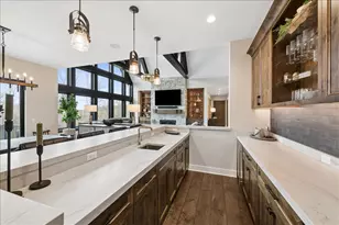 3873 Carlisle Dr, Crystal Lake, IL 60012 - Photo 12