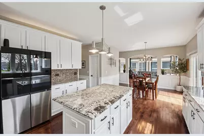 1138 Ridgewood Circle, Lake in the Hills, IL 60156 - Photo 6