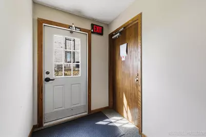 2000 Larkin Avenue #102-103, Elgin, IL 60123 - Photo 20