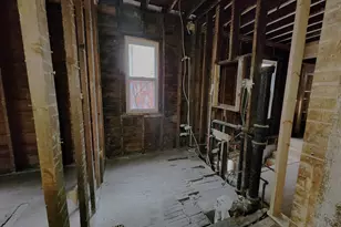 5733 S Wolcott Ave, Chicago, IL 60636 - Photo 8