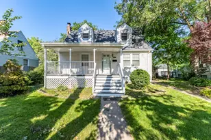 17633 Roy St, Lansing, IL 60438 - Photo 2