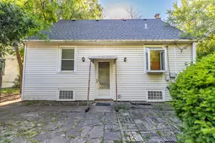 17633 Roy St, Lansing, IL 60438 - Photo 6