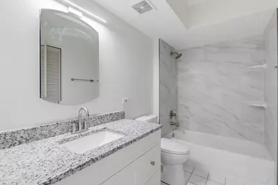 7051 W Touhy Avenue #610, Niles, IL 60714 - Photo 8