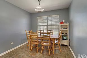 711 Wedgewood, McHenry, IL 60050 - Photo 10