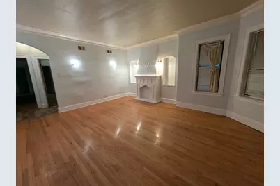 7842 S Bennett Avenue #1, Chicago, IL 60649 - Photo 8