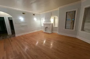 7842 S Bennett Ave, Chicago, IL 60649 - Photo 8