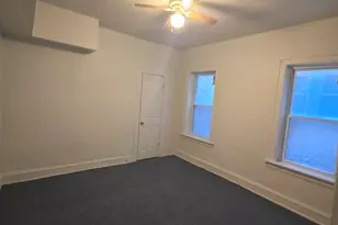 7842 S Bennett Ave, Chicago, IL 60649 - Photo 10