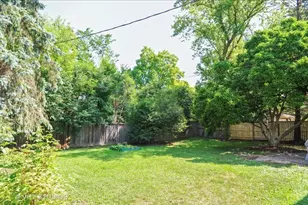 1006 Brookside Ln, Deerfield, IL 60015 - Photo 2