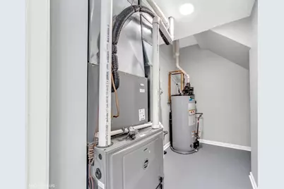 8404 S Exchange Avenue, Chicago, IL 60617 - Photo 40