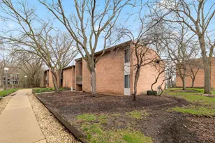 6010 E Lake Dr, Lisle, IL 60532 - Photo 28