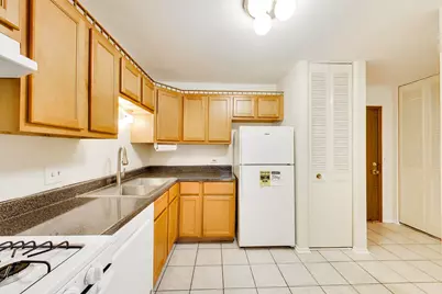 400 Bayside Drive #5, Palatine, IL 60074 - Photo 8