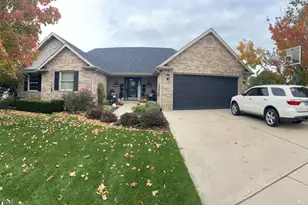 1739 Kingtree Dr, Morris, IL 60450 - Photo 1