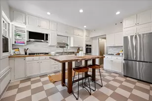 [Address not provided], Winnetka, IL 60093 - Photo 16