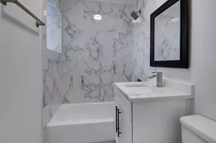 1906 N Whipple St, Chicago, IL 60647 - Photo 10