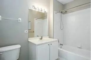 600 N Dearborn St, Chicago, IL 60654 - Photo 10