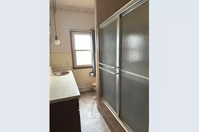 303 S Pleasant Street, Princeton, IL 61356 - Photo 16