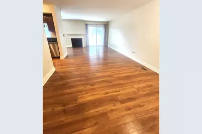 43 Foxcroft Boulevard #135, Naperville, IL 60565 - Photo 8