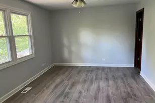 926 Aspen Dr, Lombard, IL 60148 - Photo 10