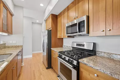 3755 N Racine Avenue #3C, Chicago, IL 60613 - Photo 8