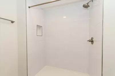 [Address not provided], Lake Barrington, IL 60010 - Photo 20