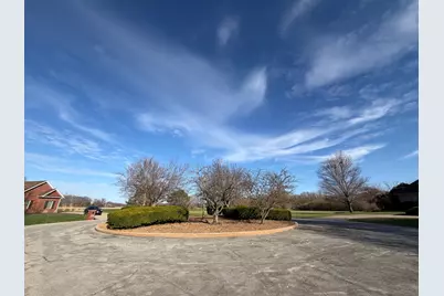 1013 Raccoon Circle, Bourbonnais, IL 60914 - Photo 2