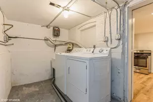 3721 N Ashland Ave, Chicago, IL 60613 - Photo 12