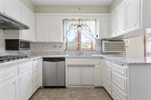 1121 N Northwest Hwy, Park Ridge, IL 60068 - Photo 2