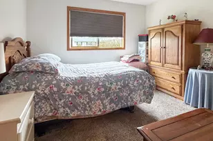 1801 S Yellow Creek Ct, Freeport, IL 61032 - Photo 20