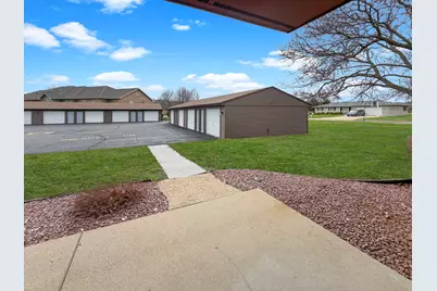 1801 S Yellow Creek Court #A1, Freeport, IL 61032 - Photo 26