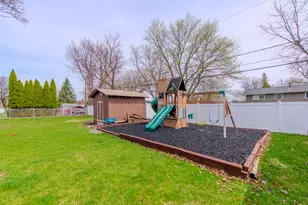 318 Cardinal Pl, Shorewood, IL 60404 - Photo 24