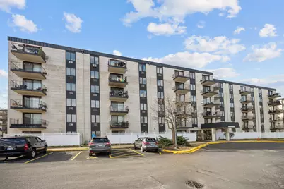 9118 W Elmwood Drive #3K, Niles, IL 60714 - Photo 1
