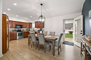 670 Lookout Way, Bourbonnais, IL 60914 - Photo 4