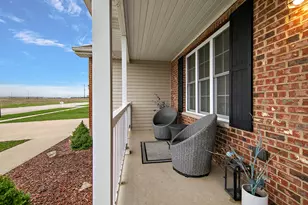 670 Lookout Way, Bourbonnais, IL 60914 - Photo 2