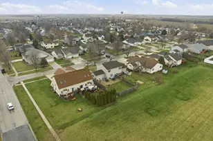 688 S Elizabeth St, Maple Park, IL 60151 - Photo 30