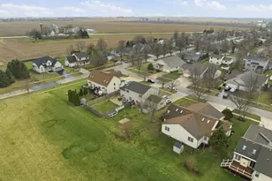 688 S Elizabeth St, Maple Park, IL 60151 - Photo 32