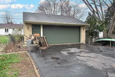 425 E Broadway Avenue, Crystal Lake, IL 60014 - Photo 20