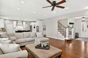 847 Stonegate Dr, Belvidere, IL 61008 - Photo 10