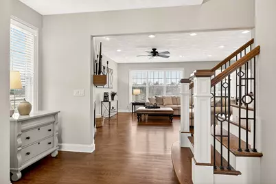 847 Stonegate Drive, Belvidere, IL 61008 - Photo 6