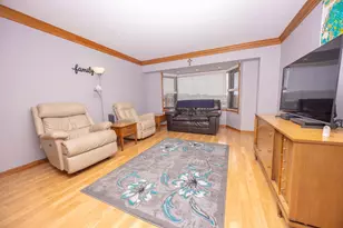 470 Fawell Blvd, Glen Ellyn, IL 60137 - Photo 10