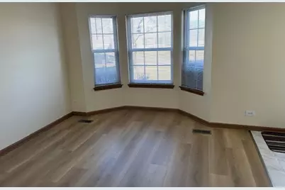 1217 Regent Drive, Mundelein, IL 60060 - Photo 2