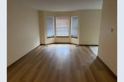 1217 Regent Drive, Mundelein, IL 60060 - Photo 4