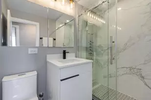 1355 N Sandburg Terrace, Chicago, IL 60610 - Photo 14