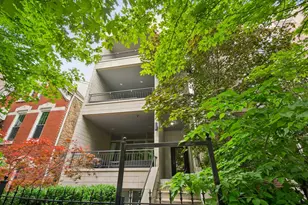 1021 N Wood St, Chicago, IL 60622 - Photo 1