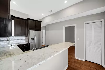 2333 W Montana Street, Chicago, IL 60647 - Photo 6